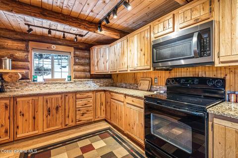 15400 N Mobbs Rd, Hauser, ID 83854 photo 9