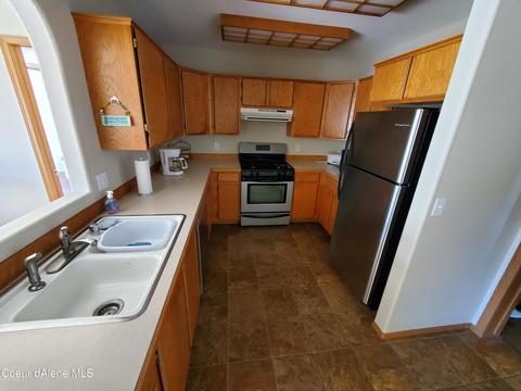 1887 E Windwood Ct, Post Falls, ID 83854 photo 3