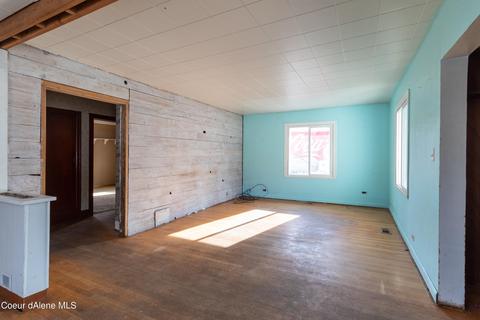210 Mullan Ave, Osburn, ID 83849 photo 5