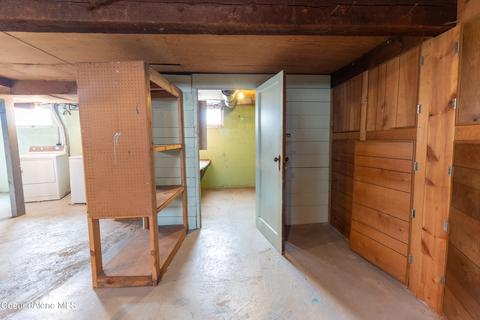 210 Mullan Ave, Osburn, ID 83849 photo 32