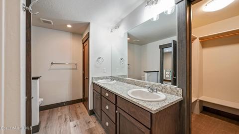 910 Northview Dr, Sandpoint, ID 83864 photo 9