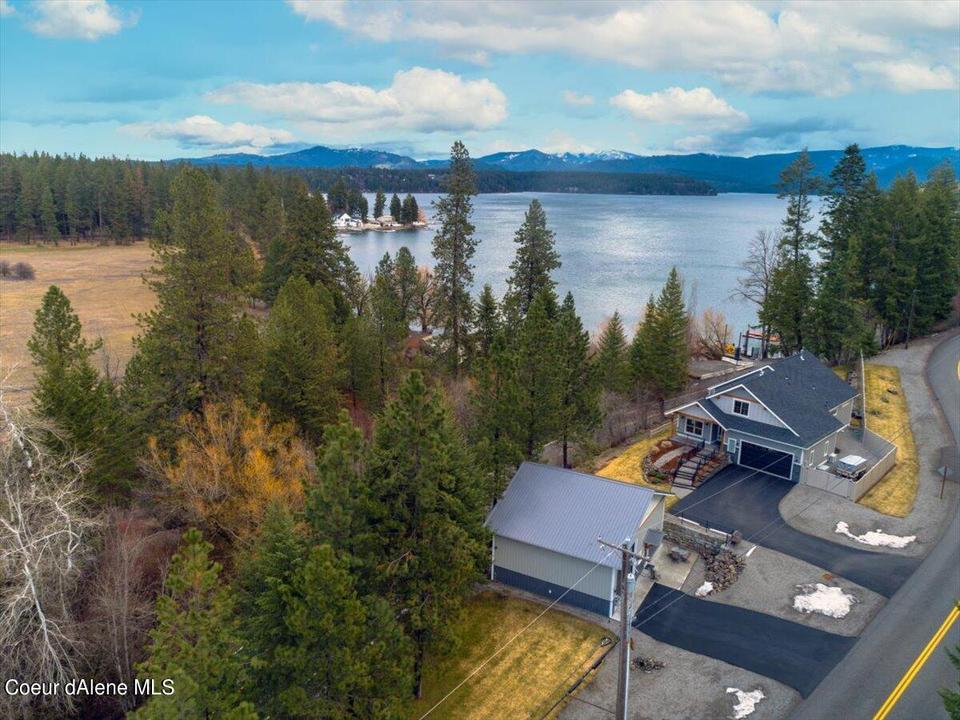 1951 E Upper Hayden Lake Rd, Hayden, ID 83835 45 Photos MLS 22