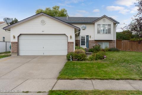 807 E Autumn Crest Loop, Post Falls, ID 83854 photo 1