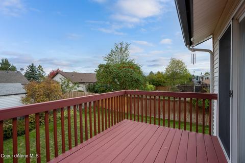 807 E Autumn Crest Loop, Post Falls, ID 83854 photo 19