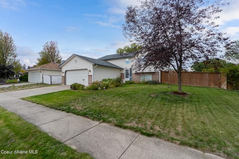 807 E Autumn Crest Loop, Post Falls, ID 83854 photo 3