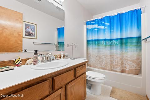 807 E Autumn Crest Loop, Post Falls, ID 83854 photo 15