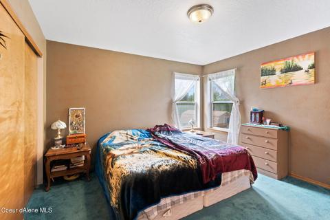 807 E Autumn Crest Loop, Post Falls, ID 83854 photo 11