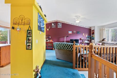 807 E Autumn Crest Loop, Post Falls, ID 83854 photo 6