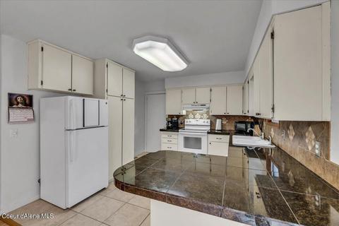 4100 Evergreen Dr, Post Falls, ID 83854 photo 13