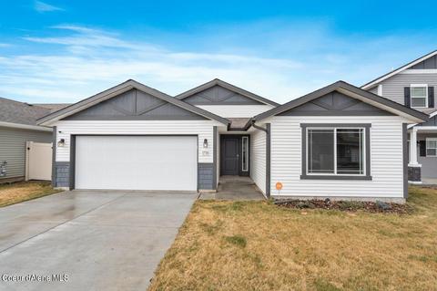 1710 N Minam Loop, Post Falls, ID 83854 photo 1