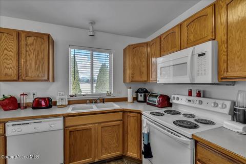 1365 E Cactus Ave, Post Falls, ID 83854 photo 14