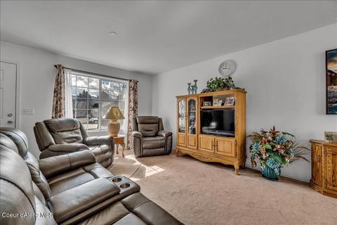 1365 E Cactus Ave, Post Falls, ID 83854 photo 6