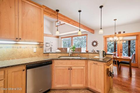 611 Creekside Ln, Sandpoint, ID 83864 photo 12