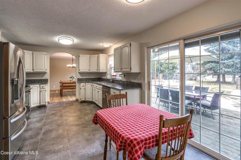 95 Roundhouse Dr, Sandpoint, ID 83864 photo 9