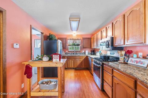 2952 W Fork Pine Creek Rd, Pinehurst, ID 83850 photo 14
