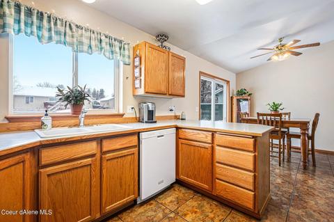 925 N Cimmaron St, Post Falls, ID 83854 photo 11