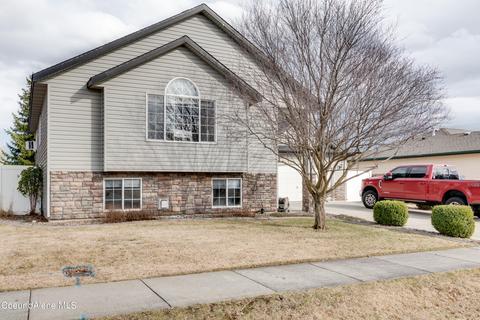 2493 N Sparrow Loop, Post Falls, ID 83854 photo 2
