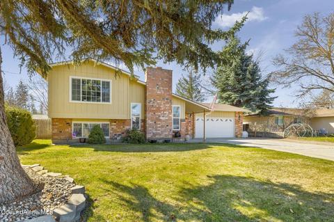 1608 E Plaza Dr, Post Falls, ID 83854 photo 3