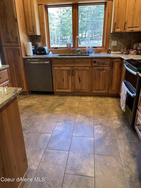 8737 E Howard Rd, Athol, ID 83801 photo 14