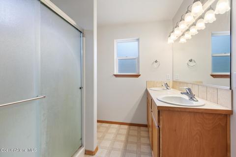1450 N Willamette Dr, Post Falls, ID 83854 photo 10