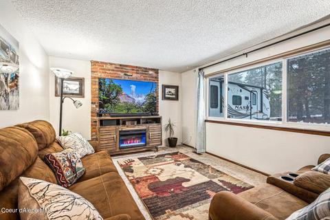 2018 N Compton St, Post Falls, ID 83854 photo 2
