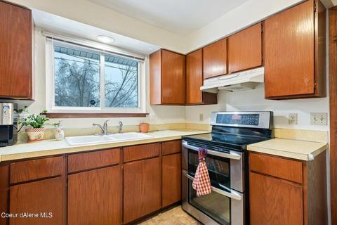 2018 N Compton St, Post Falls, ID 83854 photo 3
