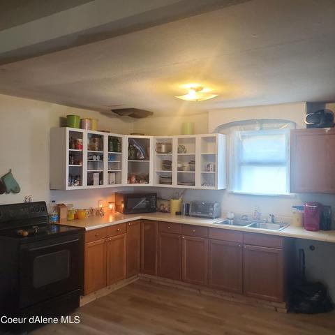418 W Mullan Ave, Kellogg, ID 83837 photo 4