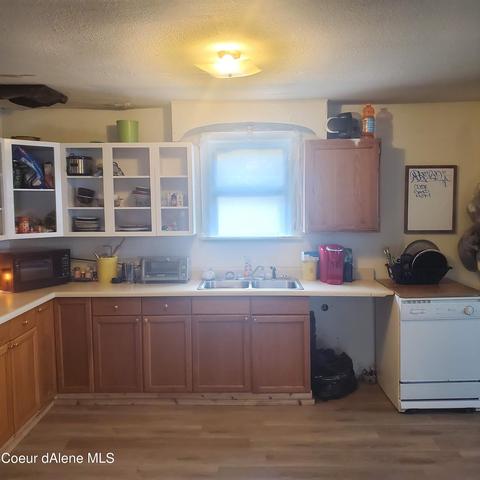 418 W Mullan Ave, Kellogg, ID 83837 photo 5