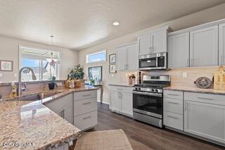 4346 N May Ella Loop, Post Falls, ID 83854 photo 5
