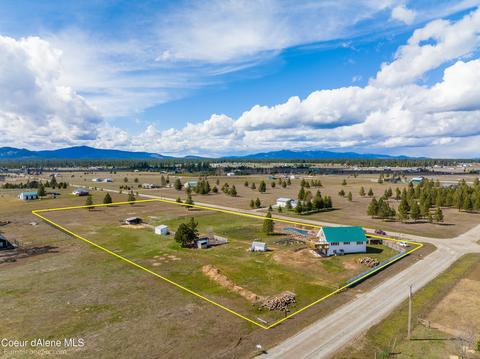 1594 E Yellow Pine Ave, Athol, ID 83801 photo 2