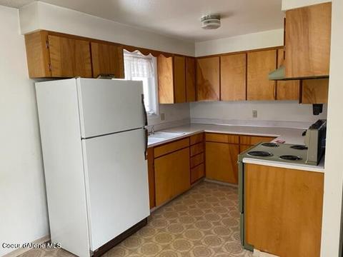 403 Emerald Dr, Kellogg, ID 83837 photo 9