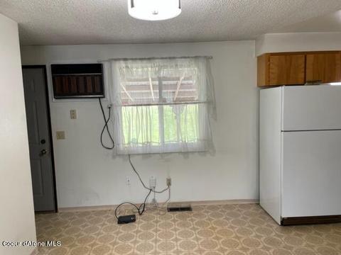 403 Emerald Dr, Kellogg, ID 83837 photo 8