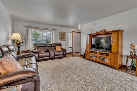 8399 N Raspberry Ln, Hayden, ID 83835 photo 4