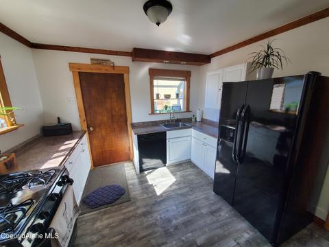412 N 6th Ave, Sandpoint, ID 83864 photo 3
