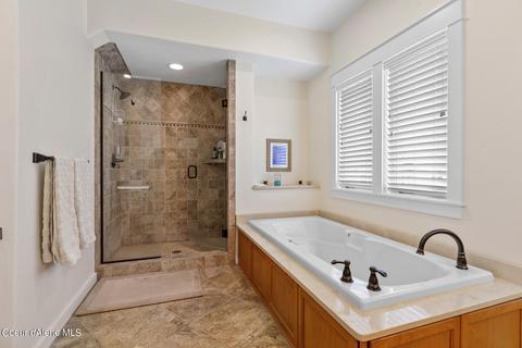 101 Golfview Ln, Sandpoint, ID 83864 photo 12