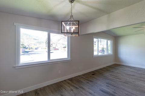 407 Emerald Dr, Kellogg, ID 83837 photo 9