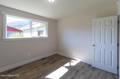 407 Emerald Dr, Kellogg, ID 83837 photo 23