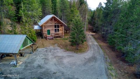 1579 Deep Creek Loop, Naples, ID 83847 photo 5