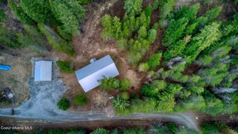 1579 Deep Creek Loop, Naples, ID 83847 photo 6