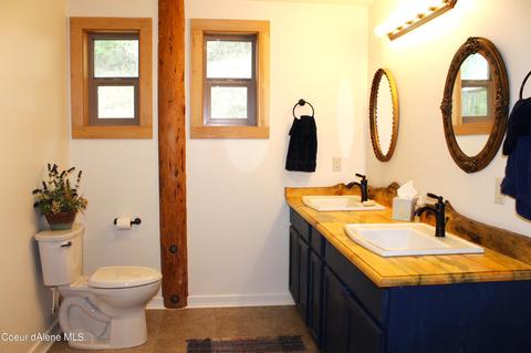 1579 Deep Creek Loop, Naples, ID 83847 photo 46