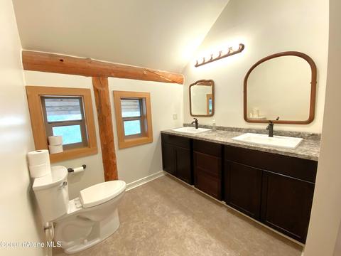 1579 Deep Creek Loop, Naples, ID 83847 photo 55