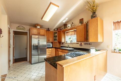 1094 S Millsap Loop, Post Falls, ID 83854 photo 11