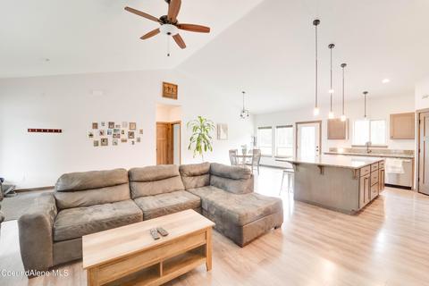 108 Dancing Lights Ln, Athol, ID 83801 photo 11