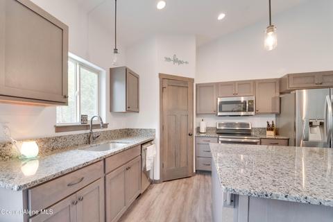 108 Dancing Lights Ln, Athol, ID 83801 photo 9