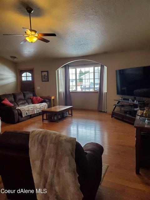 205 Brittany Loop, Sandpoint, ID 83864 photo 4