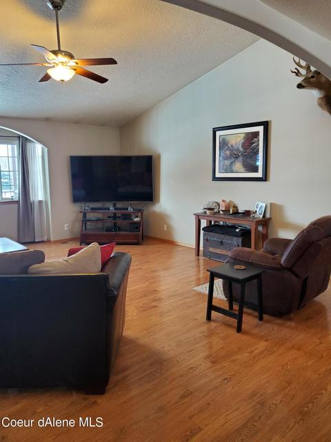 205 Brittany Loop, Sandpoint, ID 83864 photo 3