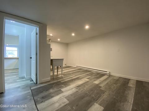 418 S Division St, Kellogg, ID 83837 photo 8