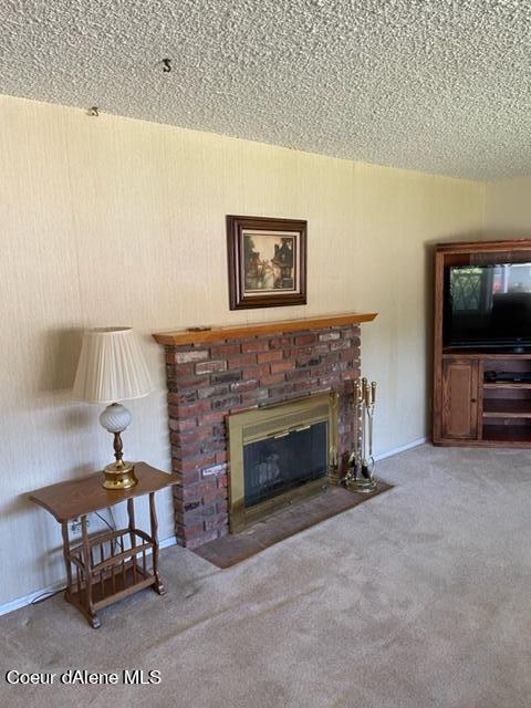 133 W Larch Ave, Osburn, ID 83849 photo 4