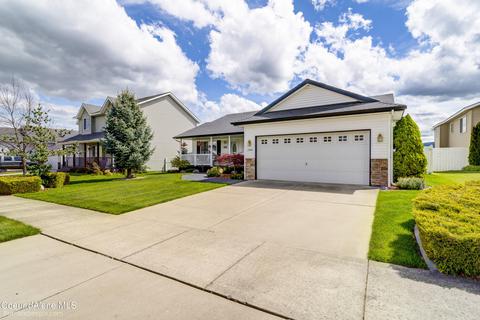2540 N Sparrow Loop N, Post Falls, ID 83854 photo 2