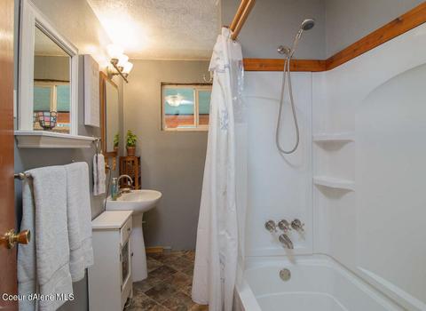 875 Wilderness Rd, Naples, ID 83847 photo 32